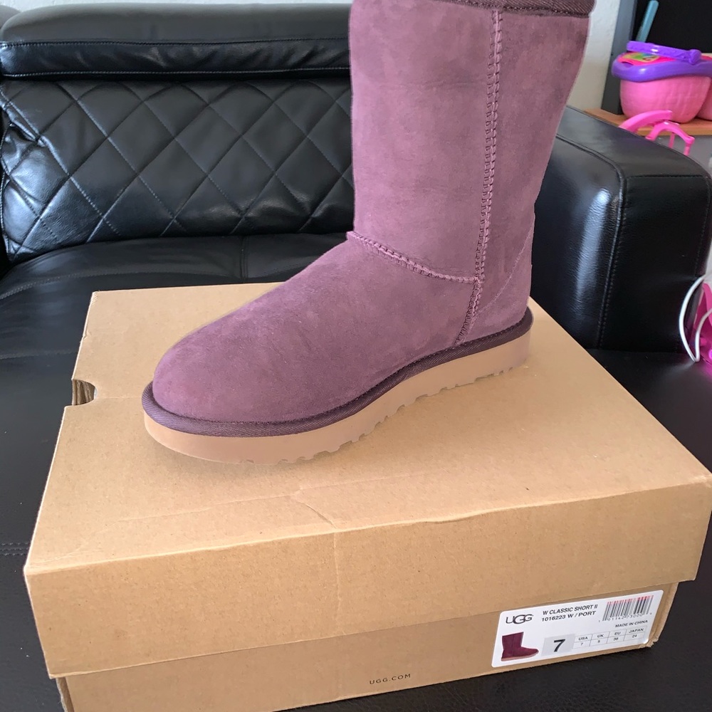 Ugg Classic II Short boots SOLD🚫